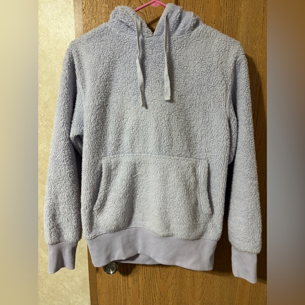 🔆2 for $6 🔆 Purple fuzzy sweatshirt